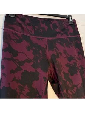 Zella High Waisted Leggings Size L | Black Burgundy Floral Athleisure Pants